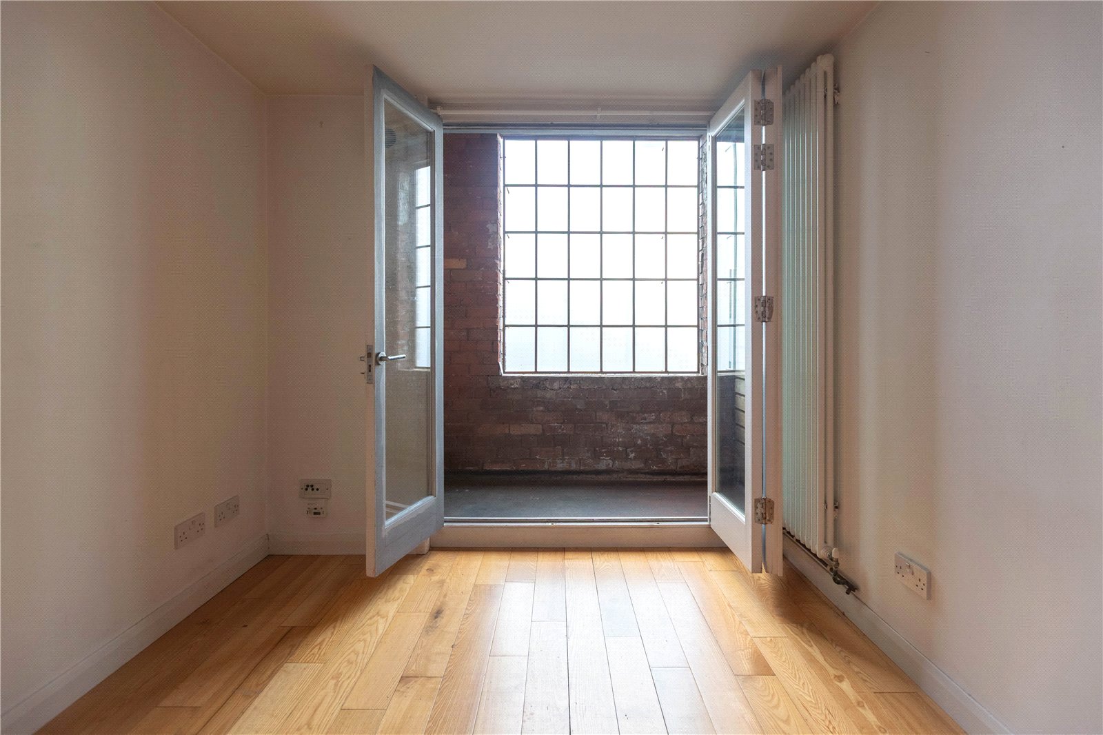 2 bedroom Flat to let in Elm Road, Bishopston, Bristol