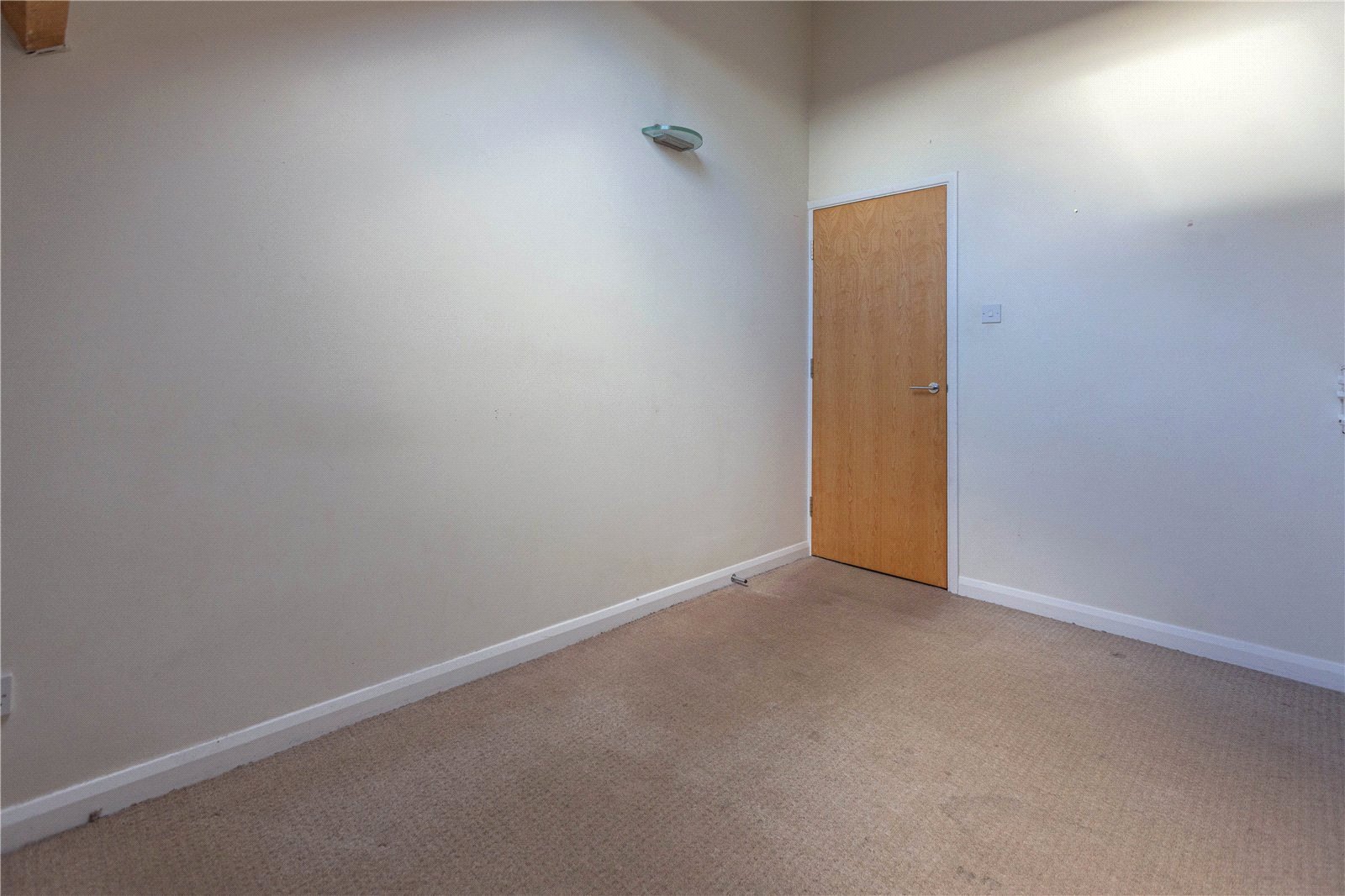 2 bedroom Flat to let in Elm Road, Bishopston, Bristol