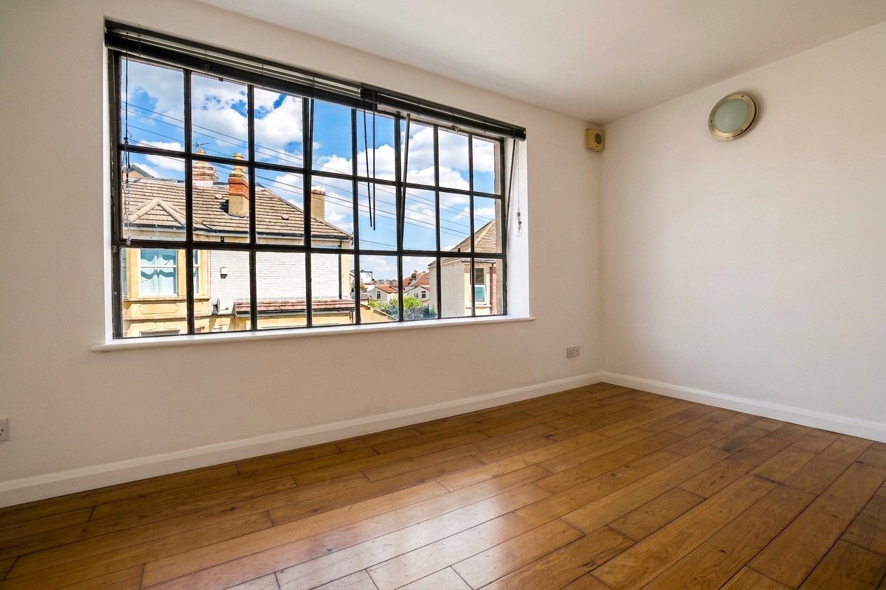 1 bedroom Flat to let in Elm Road, Horfield, Bristol