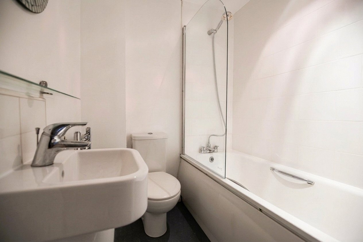 1 bedroom Flat to let in Elm Road, Horfield, Bristol