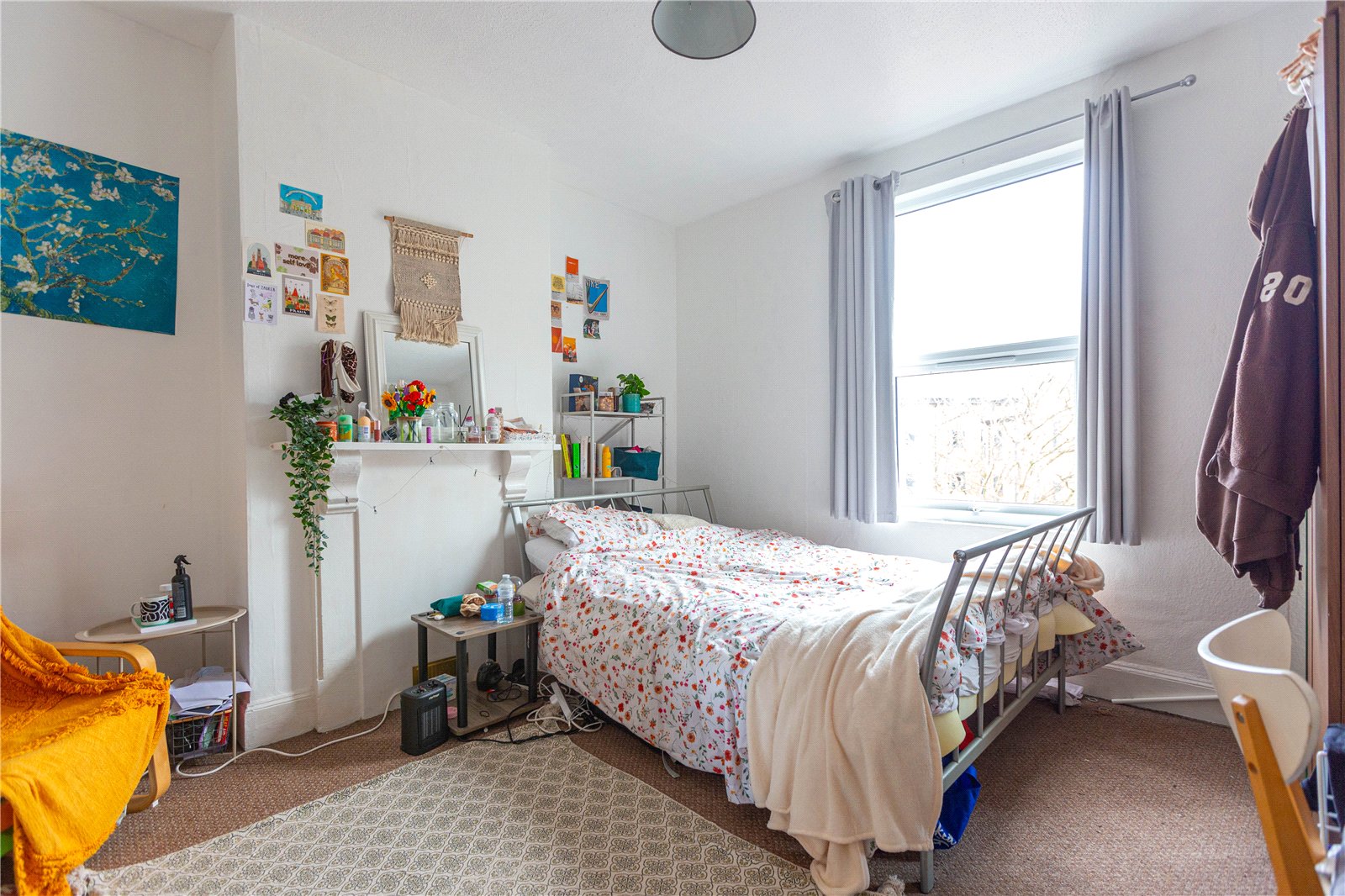 4 bedroom Flat to let in St. Andrews, Bristol