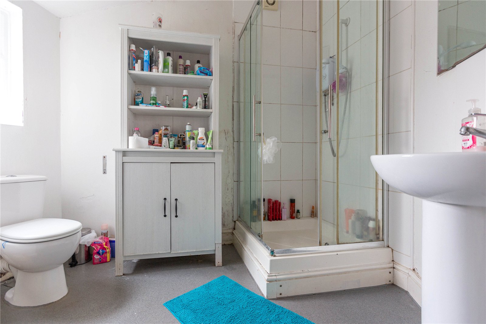 4 bedroom Flat to let in St. Andrews, Bristol