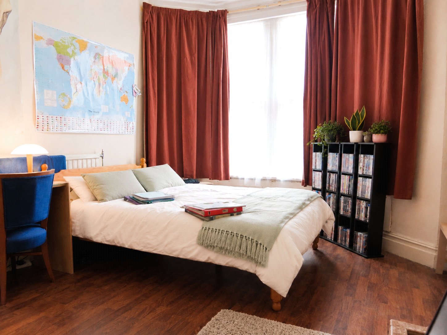 6 bedroom House to let in Horfield, Bristol