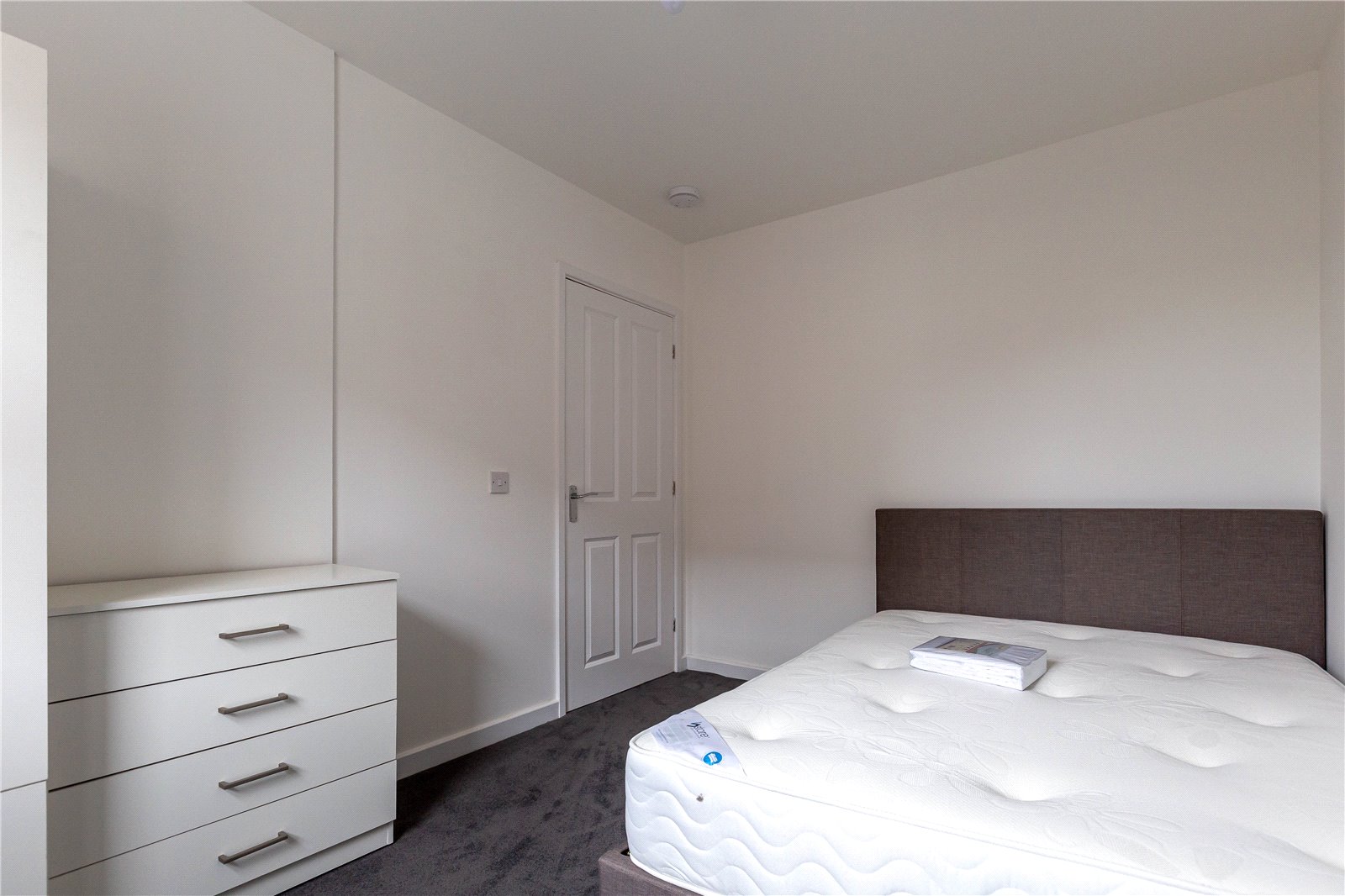 5 bedroom House to let in Ashfield Place, St Pauls, Bristol