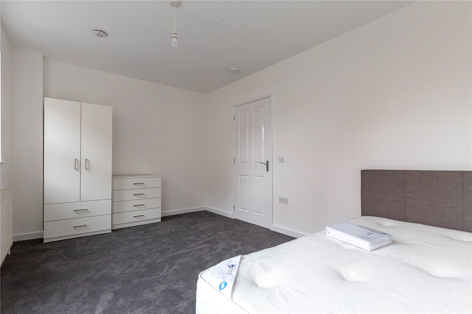 5 bedroom House to let in Ashfield Place, St Pauls, Bristol