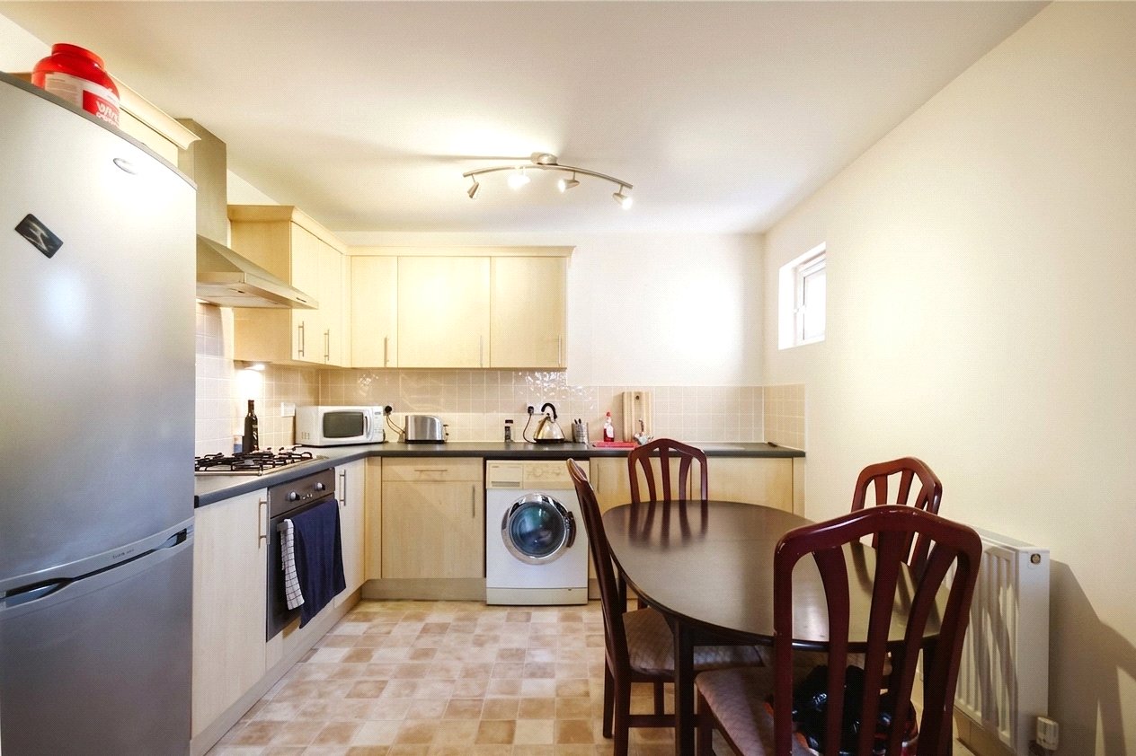 2 bedroom Flat to let in Bishopston, Bristol