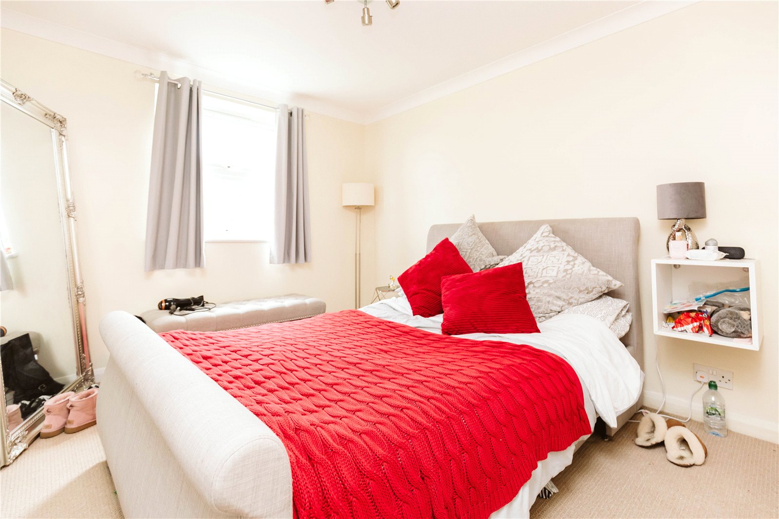 2 bedroom Flat to let in Southfield Road, Westbury-On-Trym, Bristol