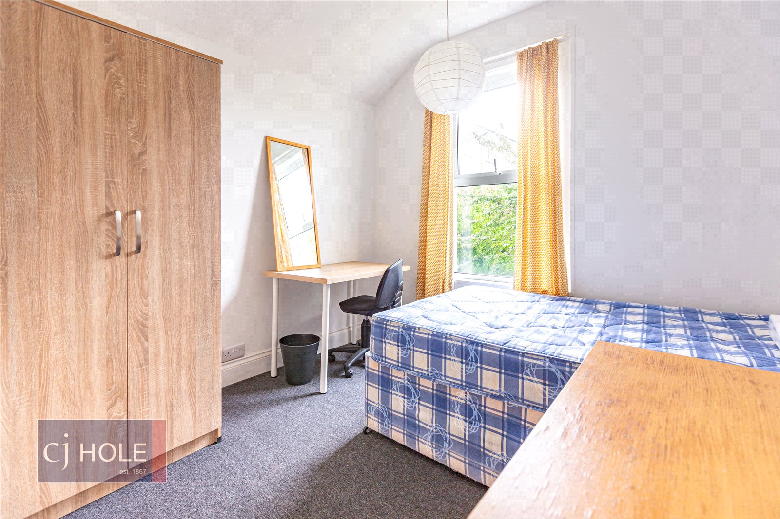 5 bedroom House to let in Ashley Down, Bristol