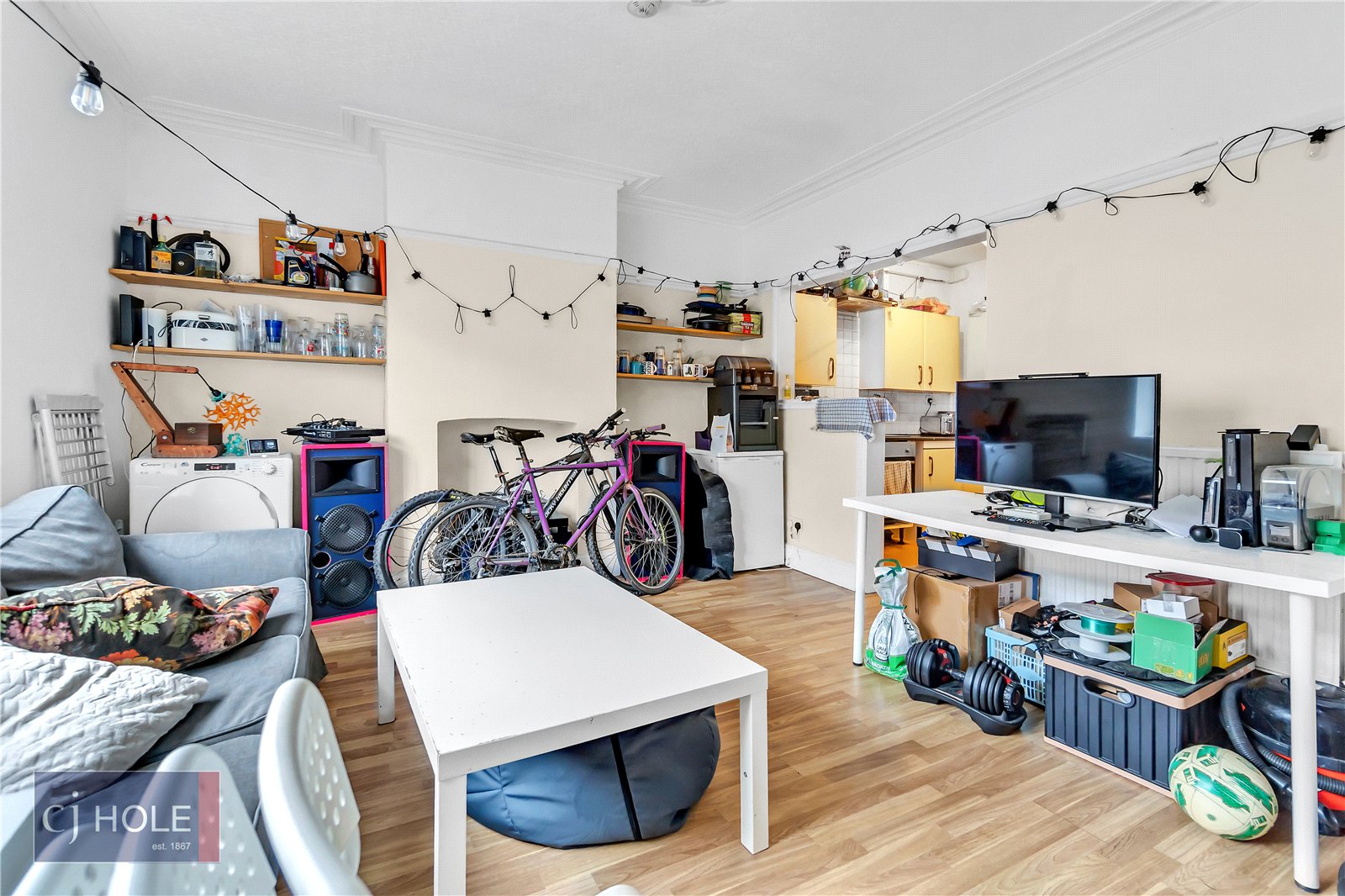 5 bedroom House to let in Ashley Down, Bristol