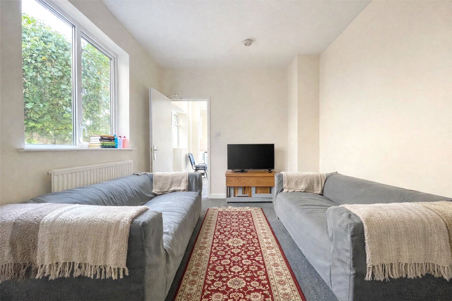 6 bedroom House to let in Horfield, Bristol