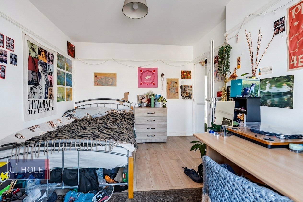 6 bedroom House to let in Filton, Bristol