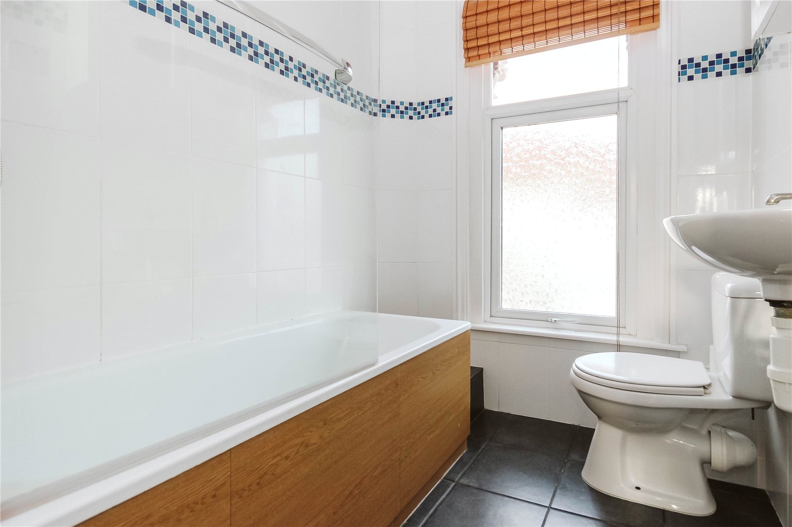 2 bedroom Flat to let in Ashley Down, Bristol