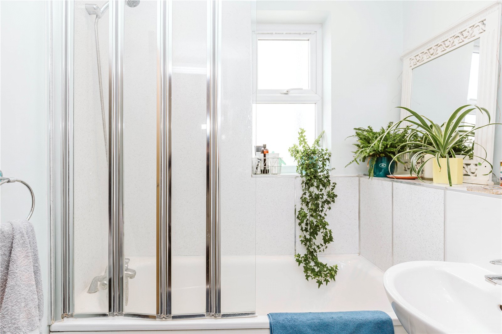 3 bedroom Flat to let in Horfield, Bristol