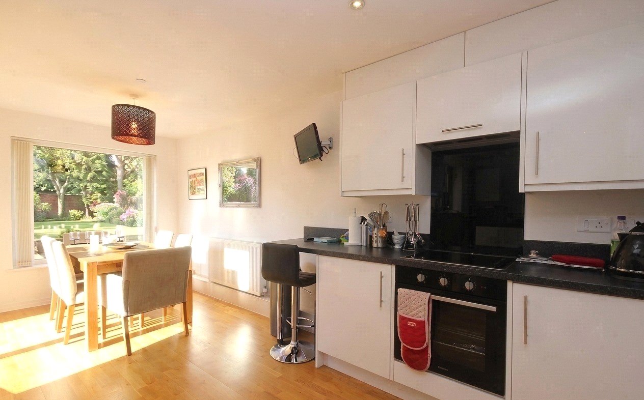 3 bedroom House to let in Westbury-On-Trym, Bristol