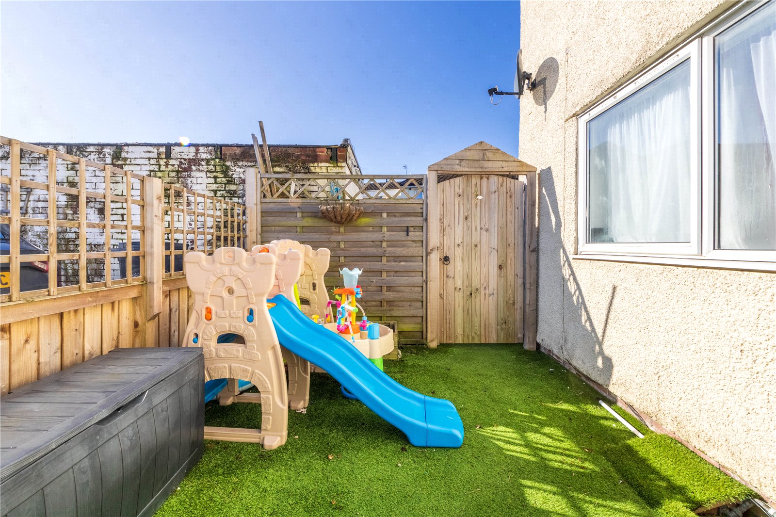 2 bedroom Flat for sale in Bristol