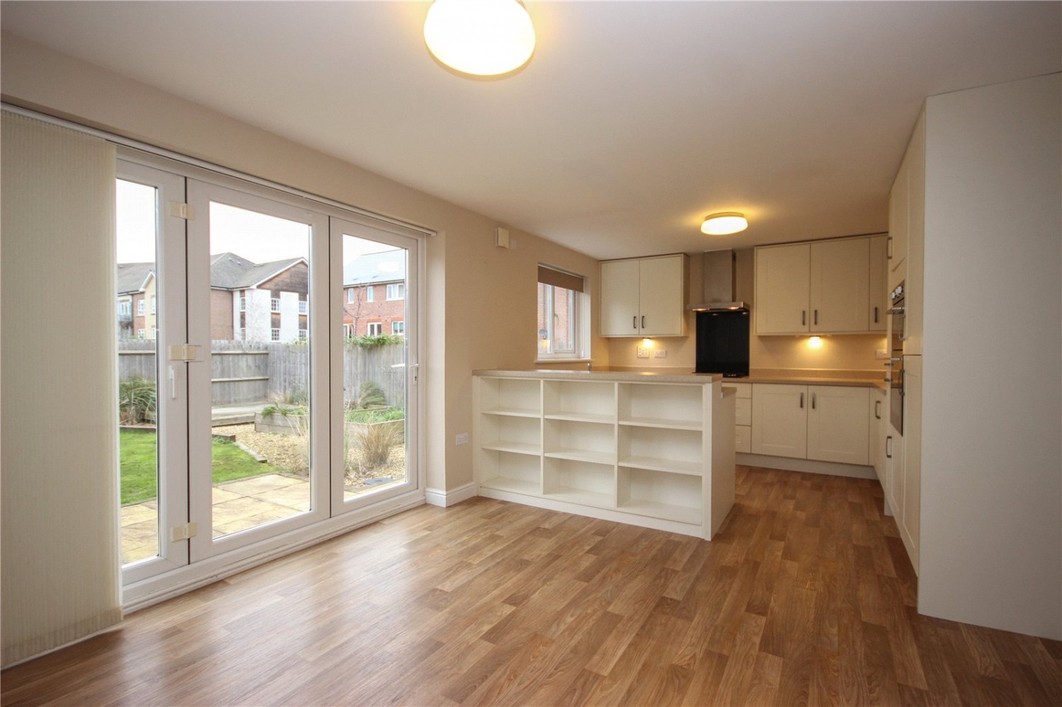 Cheswick Village, Bristol