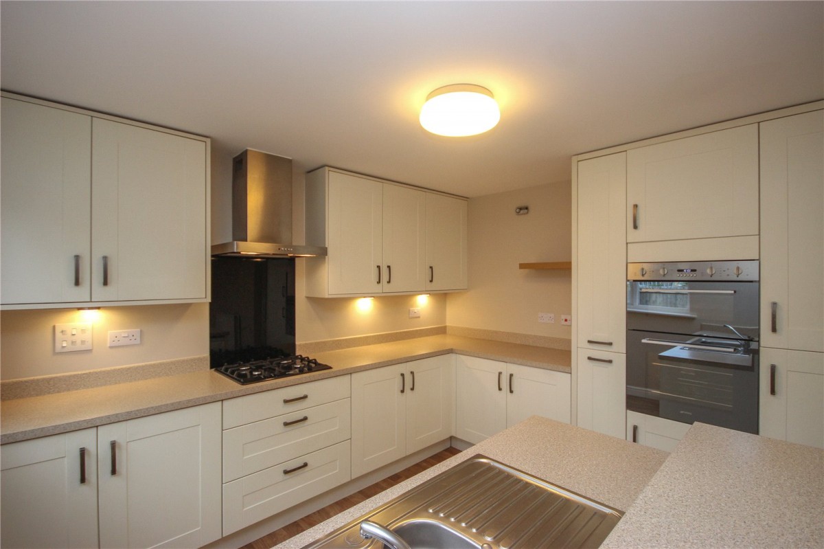 Cheswick Village, Bristol