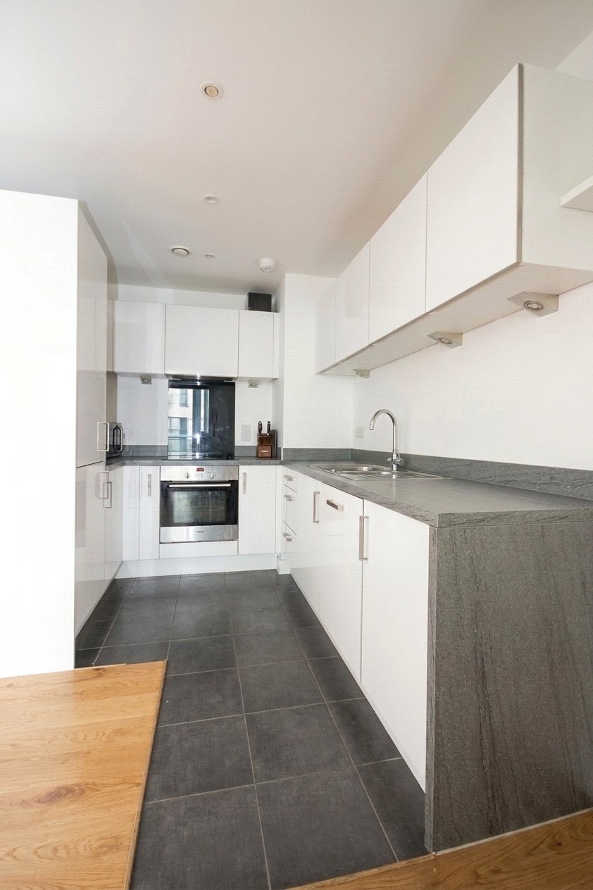 2 bedroom Flat to let in Bristol