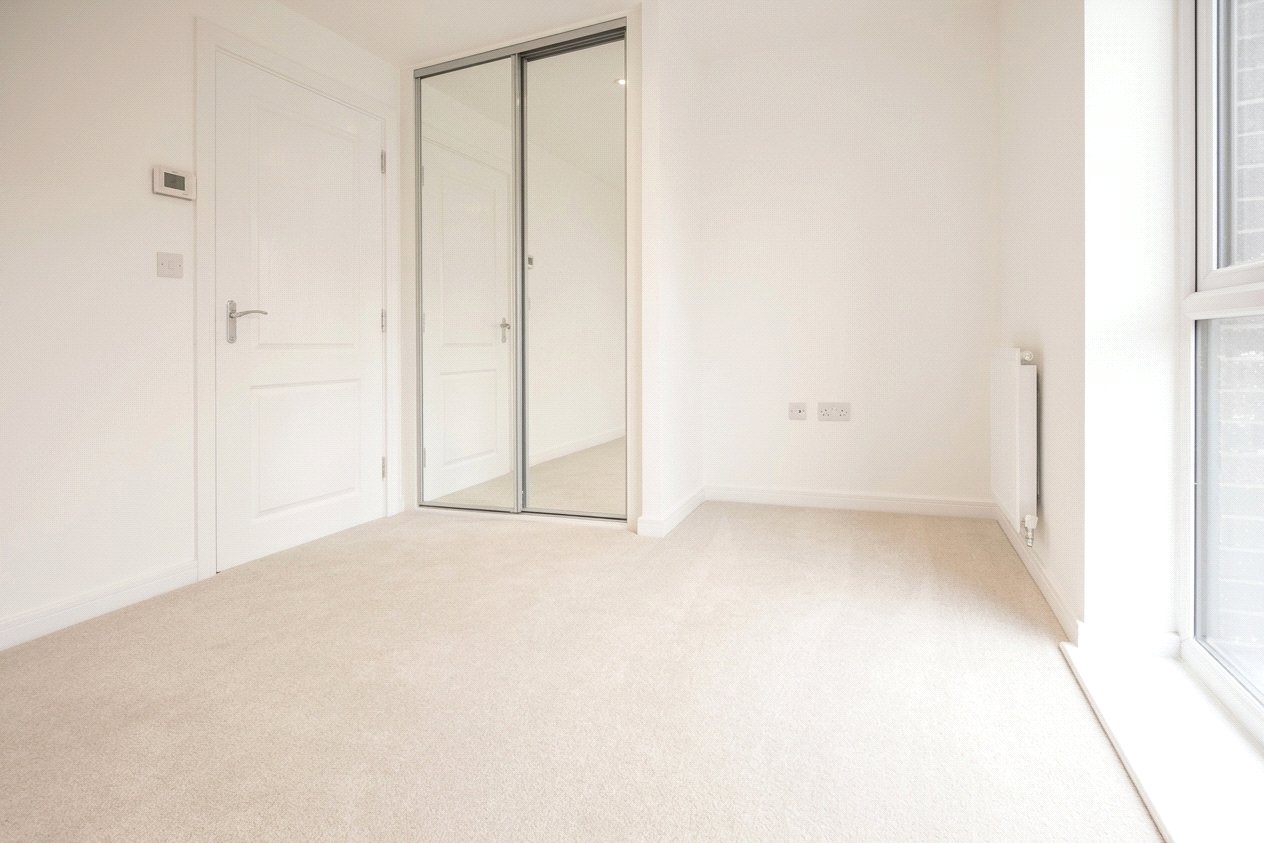 2 bedroom Flat to let in Charlton Hayes, Bristol