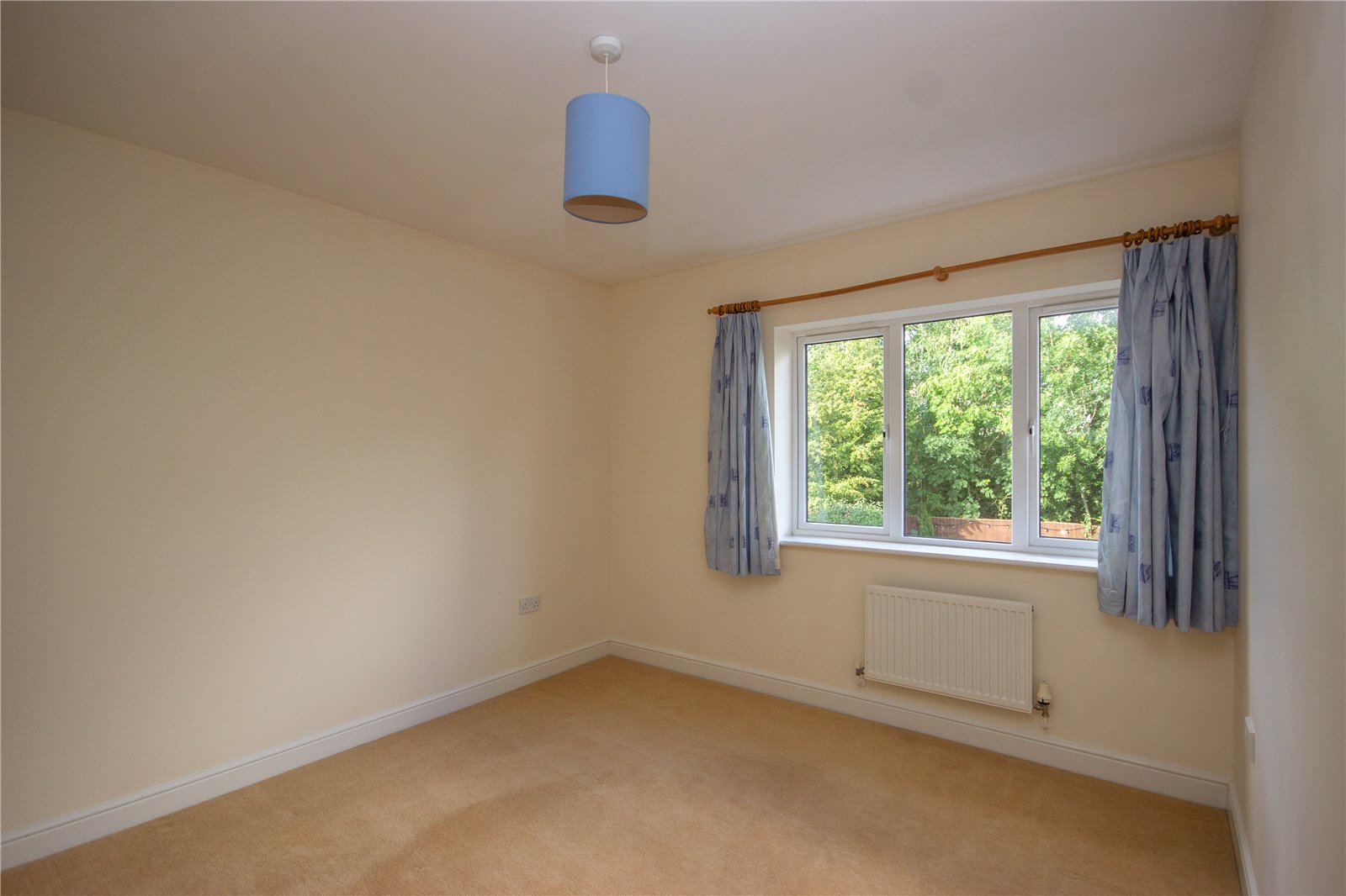 6 bedroom House to let in Bradley Stoke, Bristol