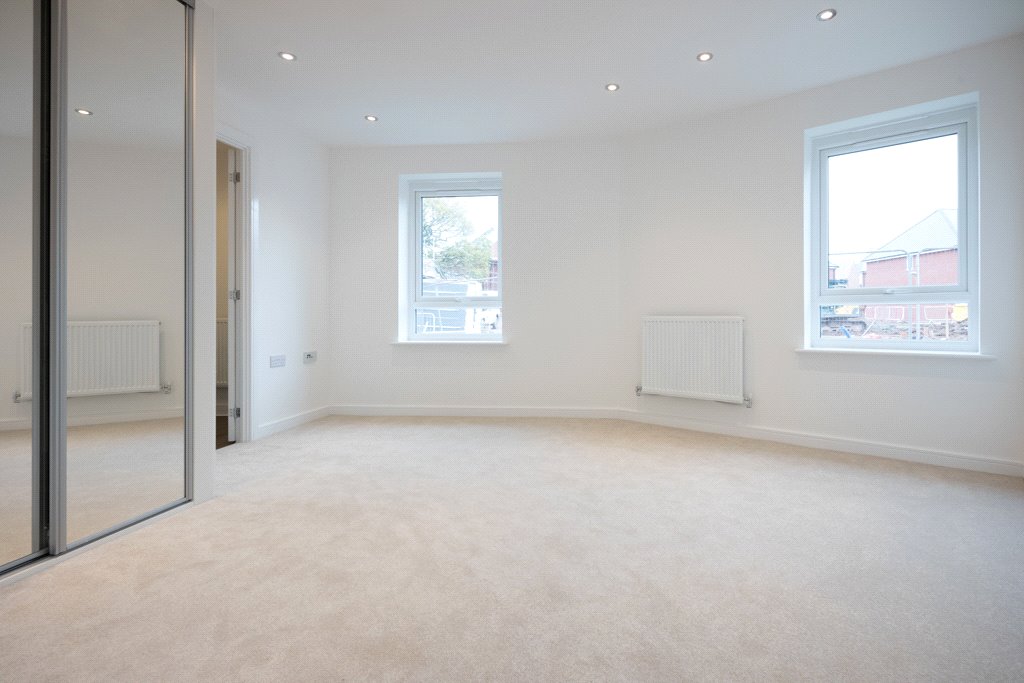 2 bedroom Flat to let in Emersons Green, Bristol, South Gloucestershire