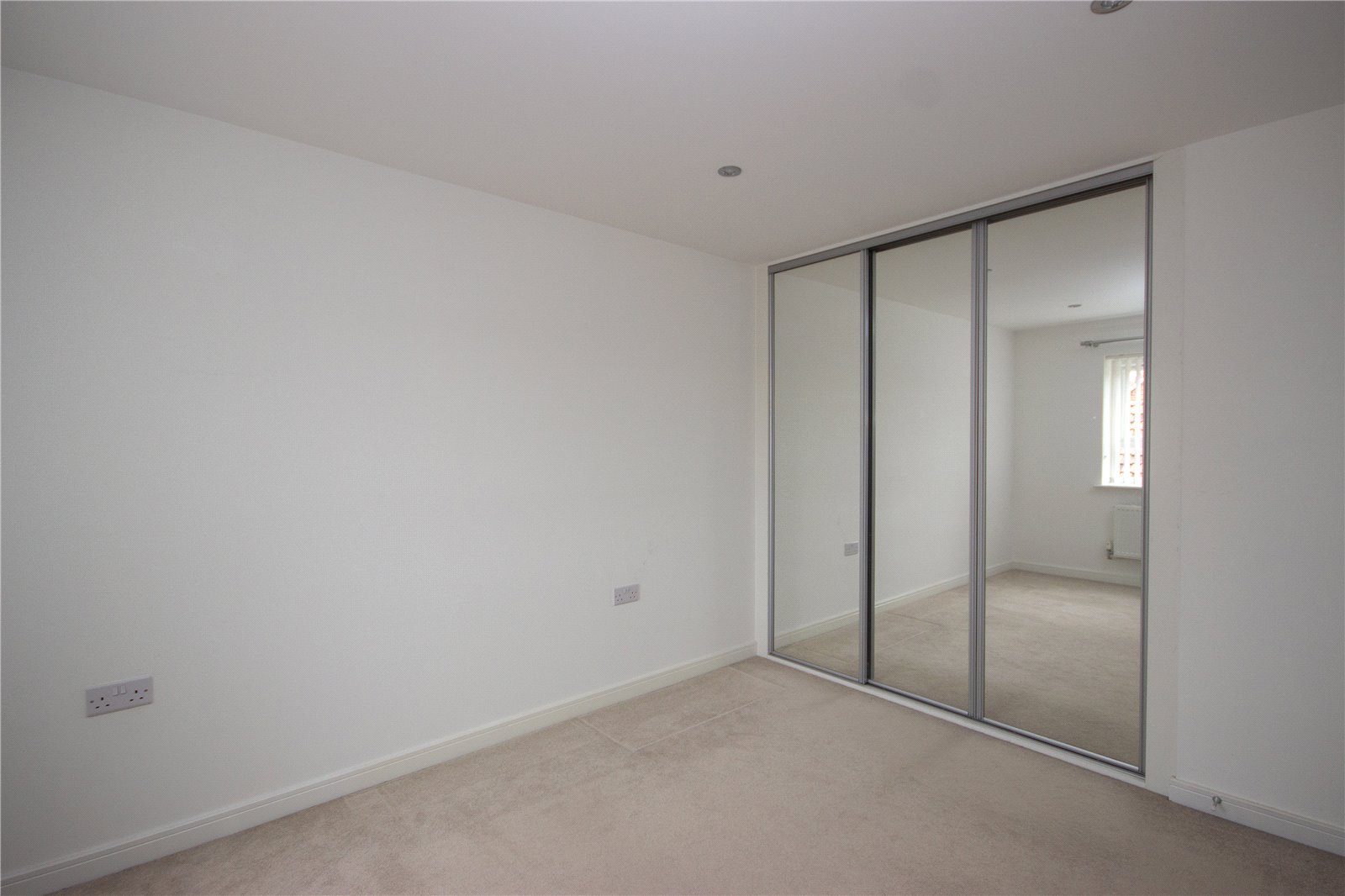 4 bedroom House to let in Lyde Green, Bristol