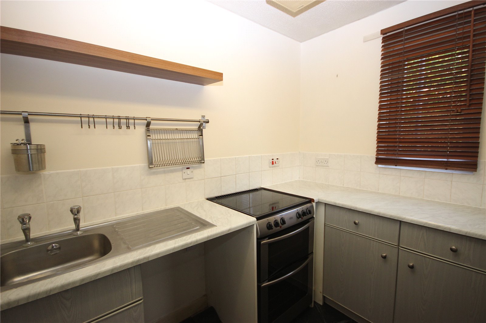 1 bedroom Flat to let in Palmers Leaze, Bradley Stoke, Bristol