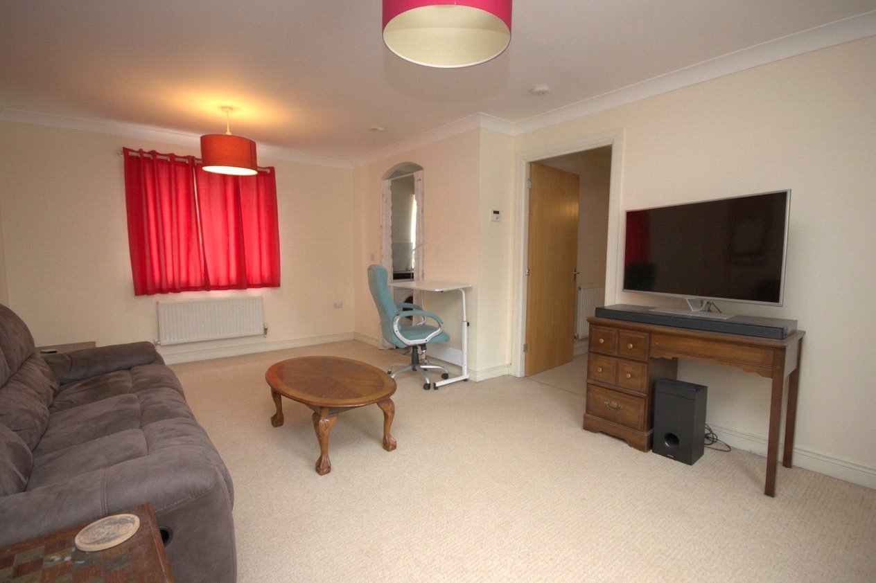 2 bedroom House to let in Bradley Stoke, Bristol