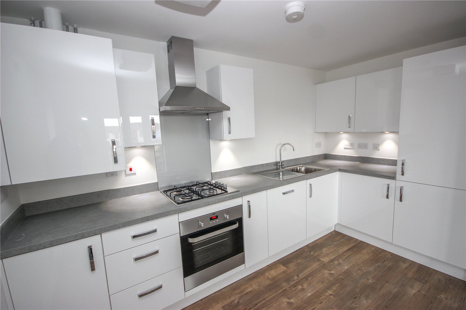 3 bedroom Flat to let in Charlton Hayes, Bristol, South Gloucestershire