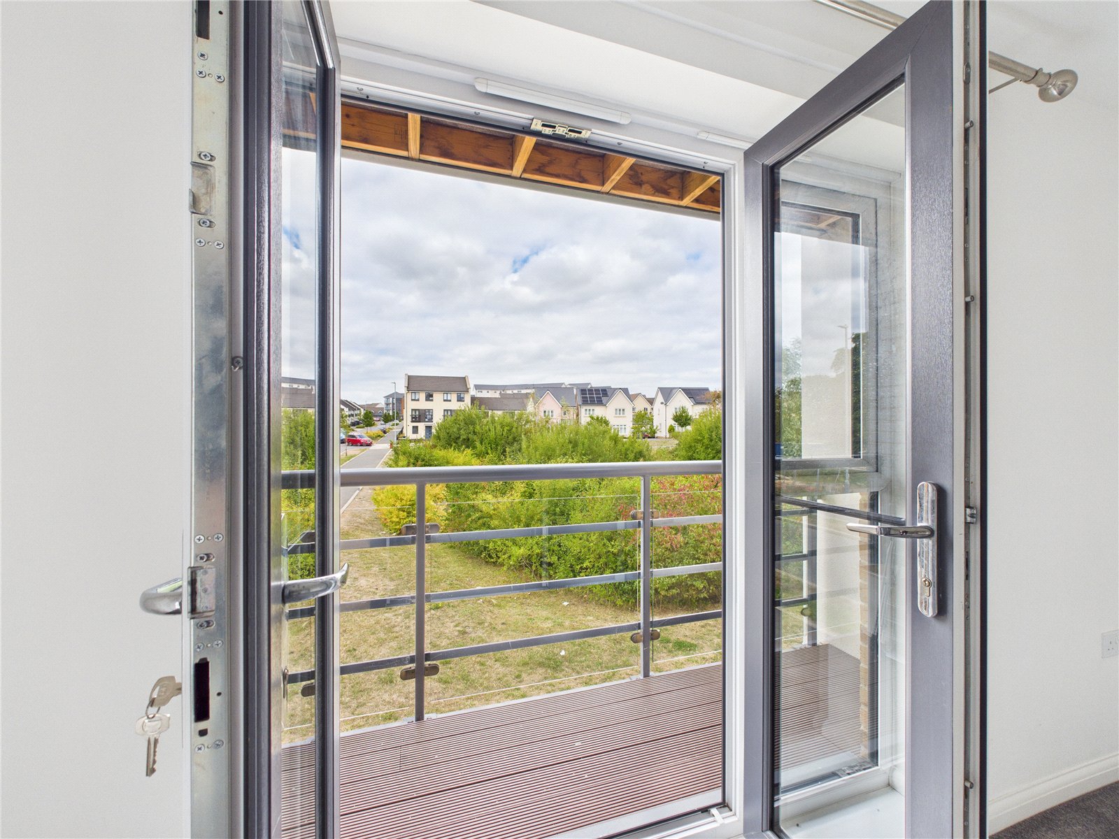 2 bedroom Flat to let in Patchway, Bristol, South Gloucestershire