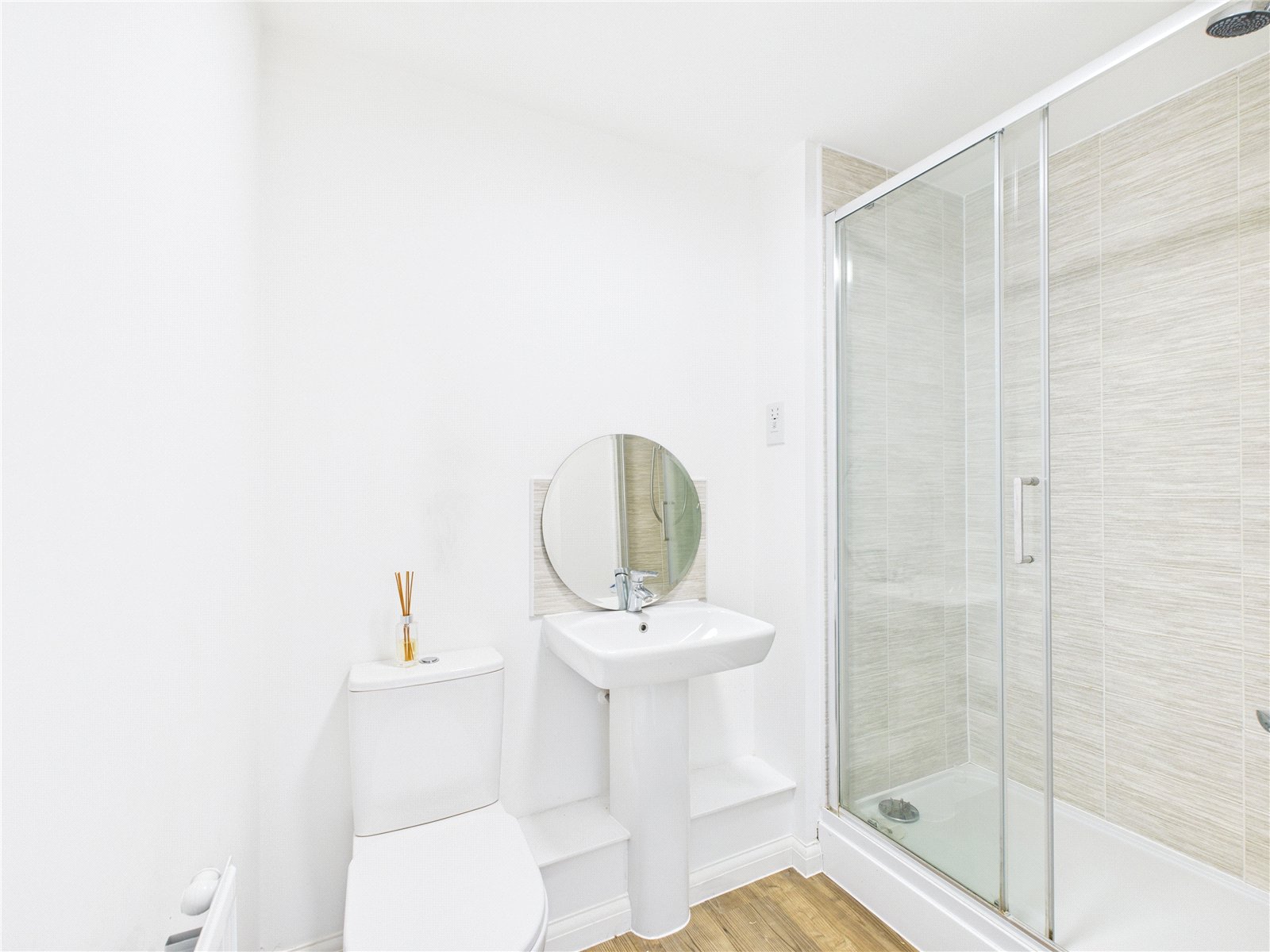 2 bedroom Flat to let in Patchway, Bristol, South Gloucestershire