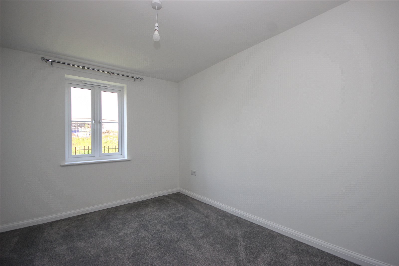 2 bedroom Flat to let in Patchway, Bristol, South Gloucestershire