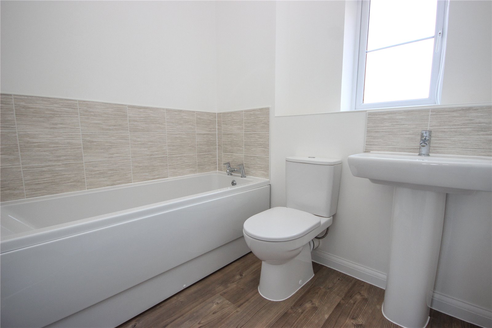 2 bedroom Flat to let in Patchway, Bristol, South Gloucestershire