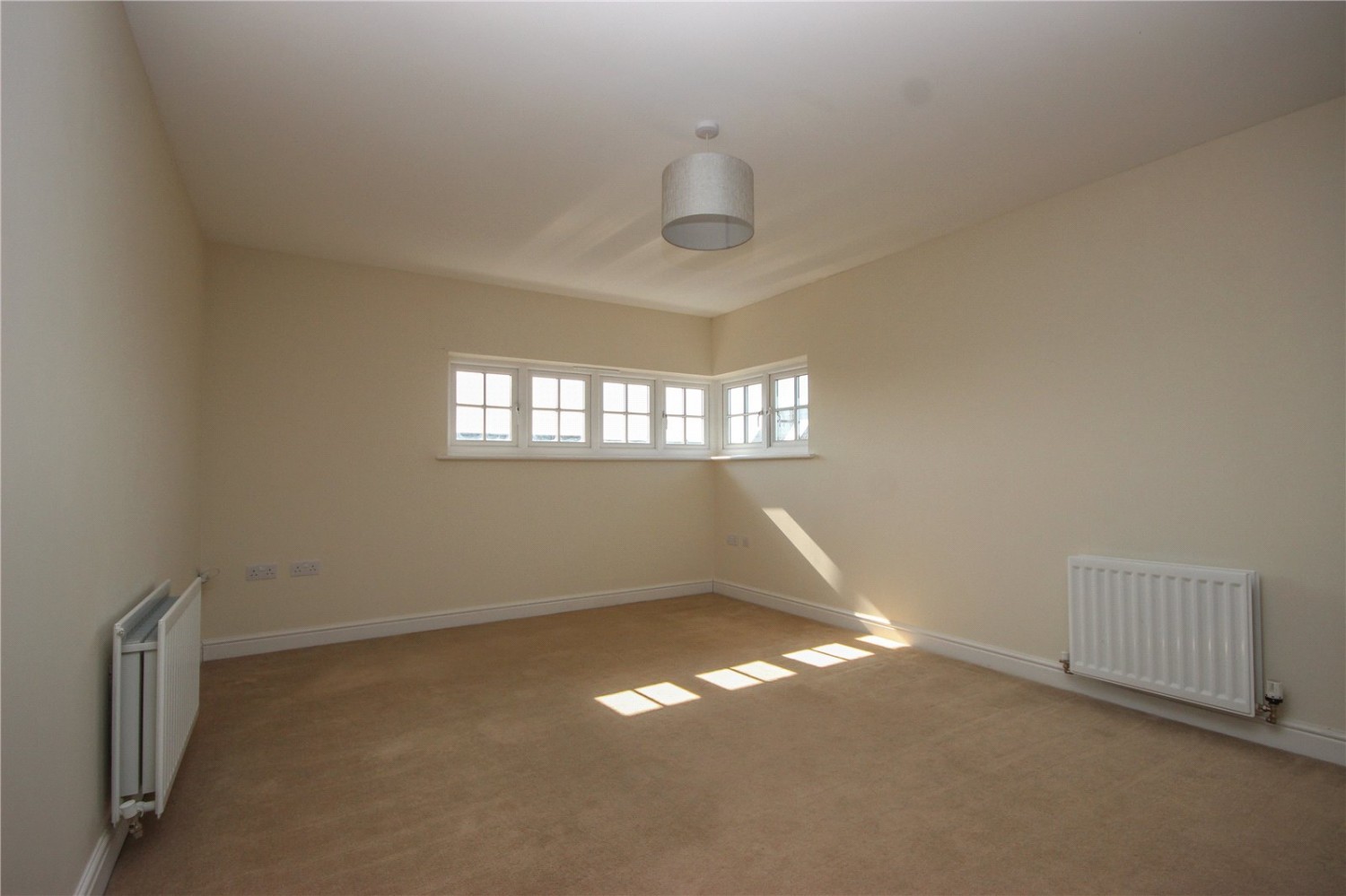 Cheswick Village, Bristol