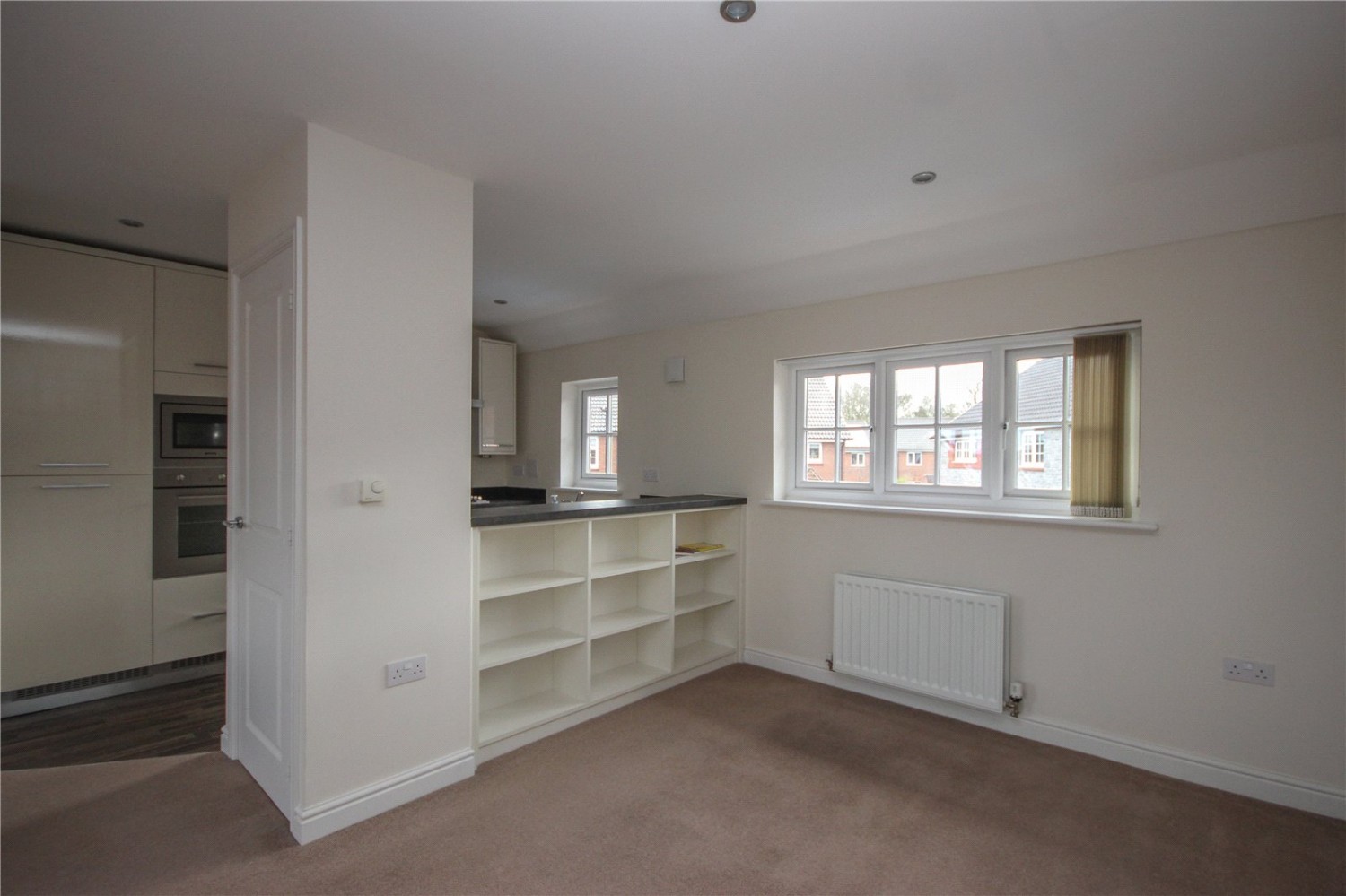 Cheswick Village, Bristol