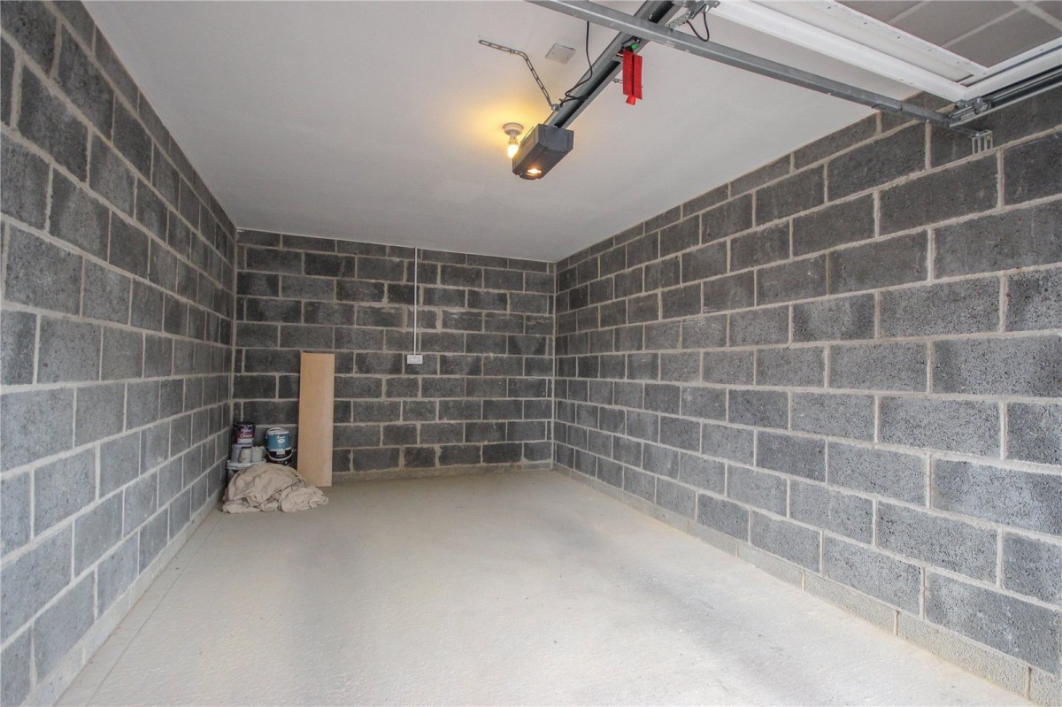 Cheswick Village, Bristol