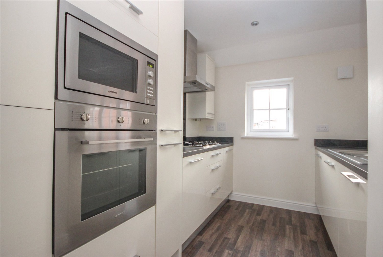 Cheswick Village, Bristol