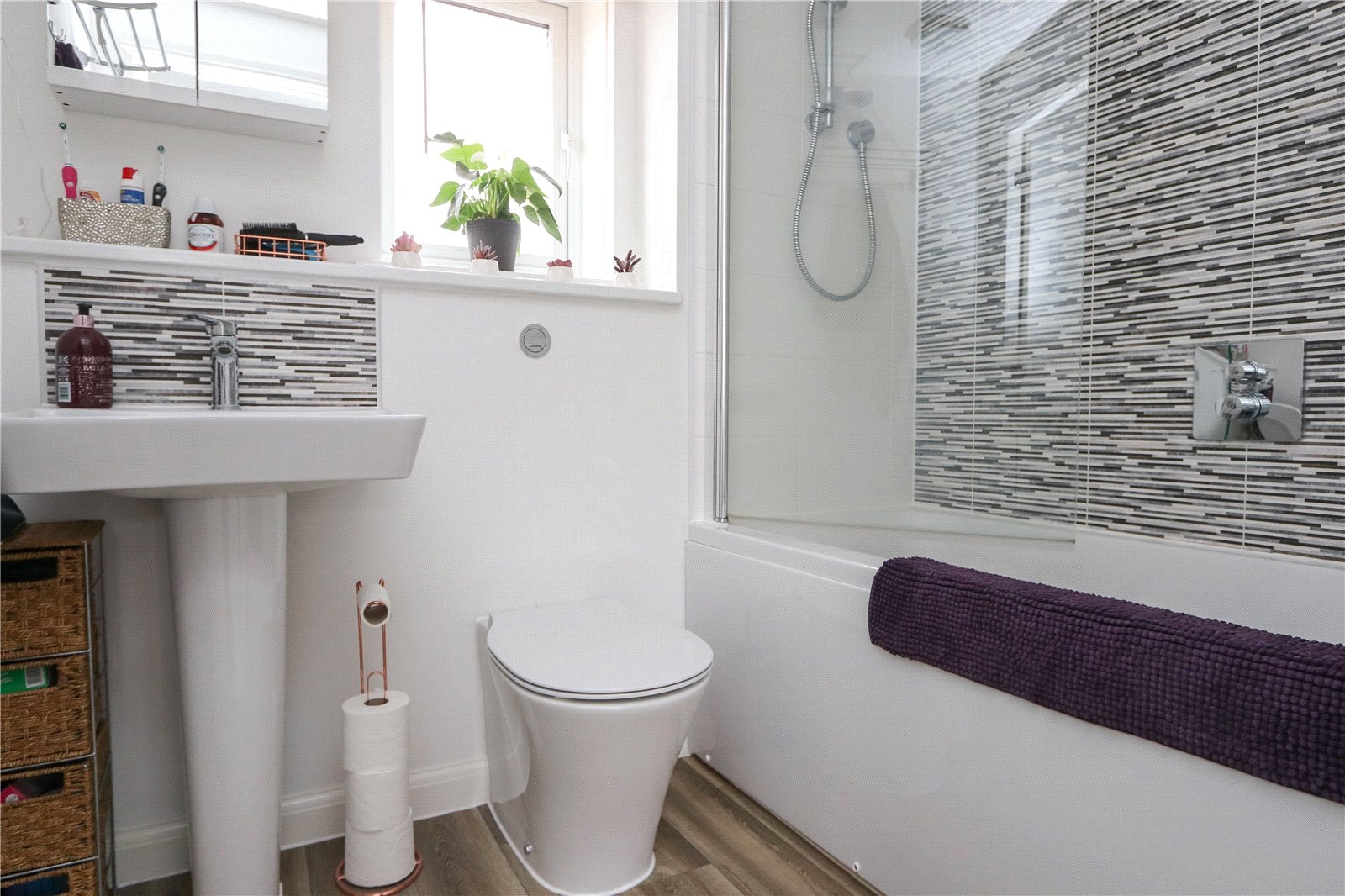 2 bedroom Flat to let in Patchway, Bristol, South Gloucestershire