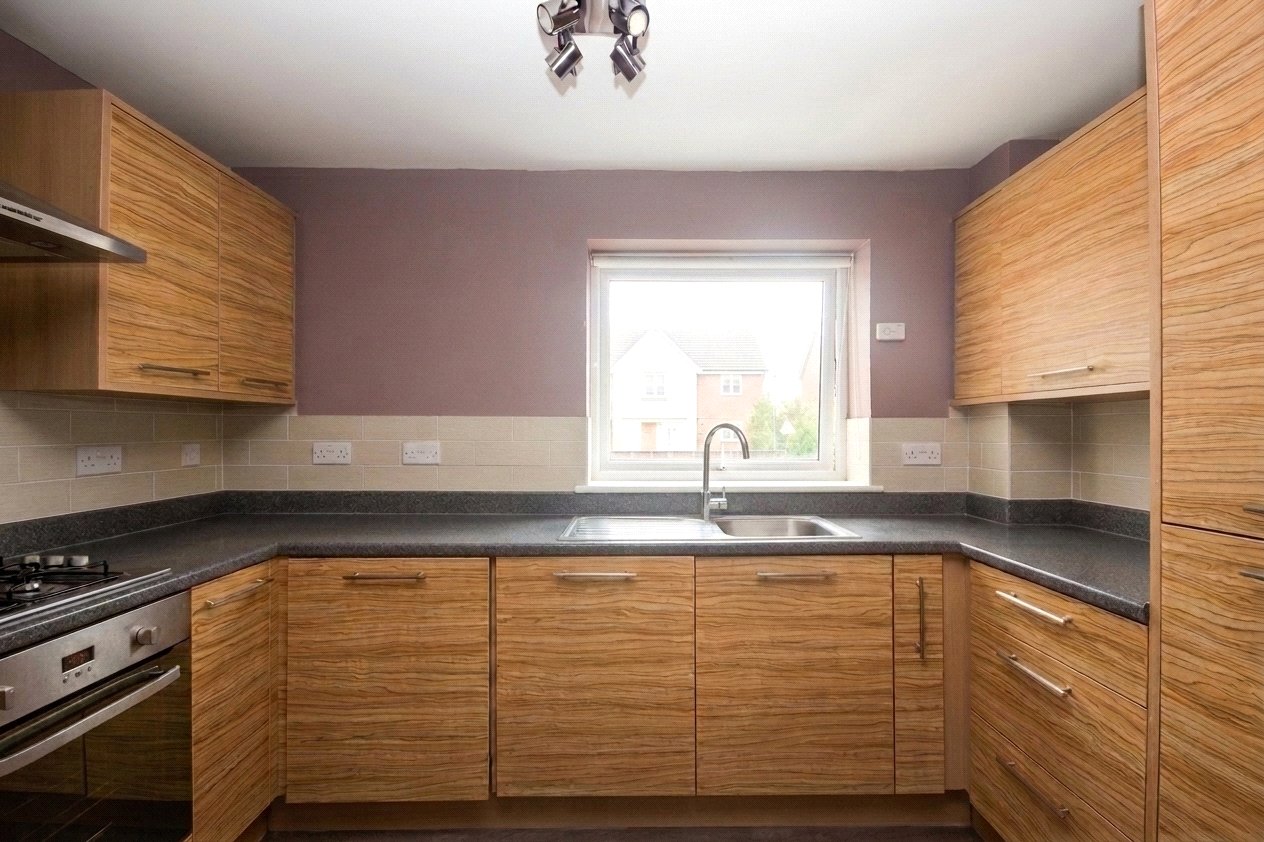 2 bedroom Flat to let in Patchway, Bristol, South Gloucestershire