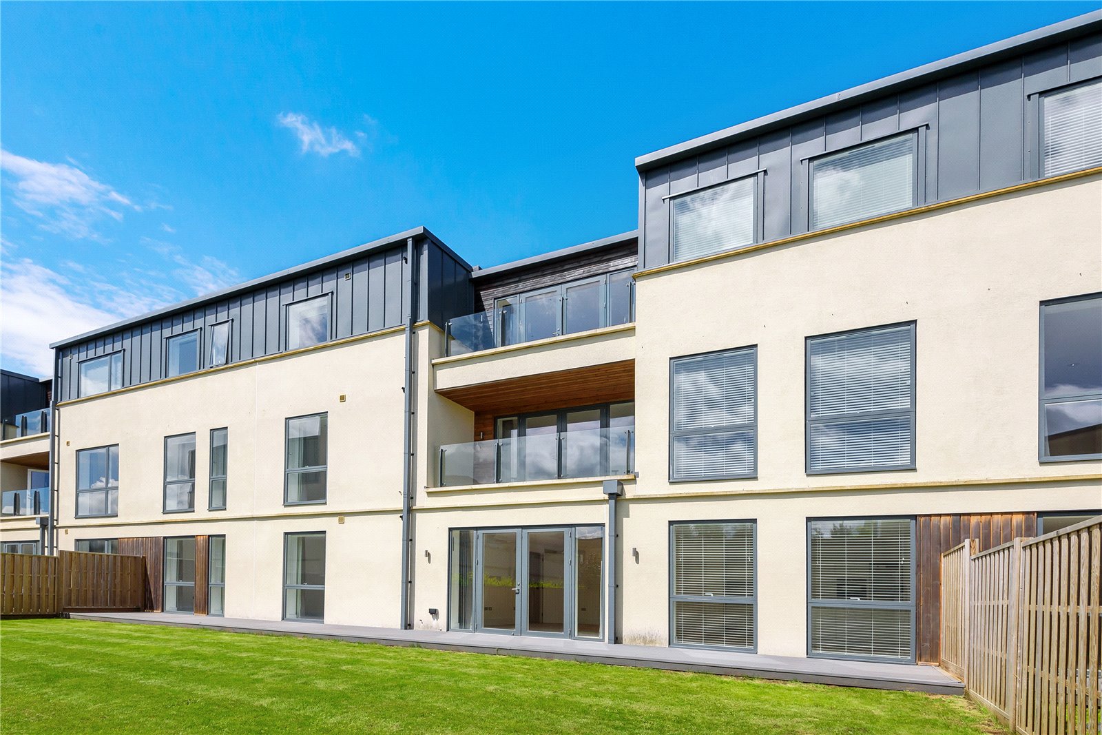 2 bedroom Flat to let in Bath
