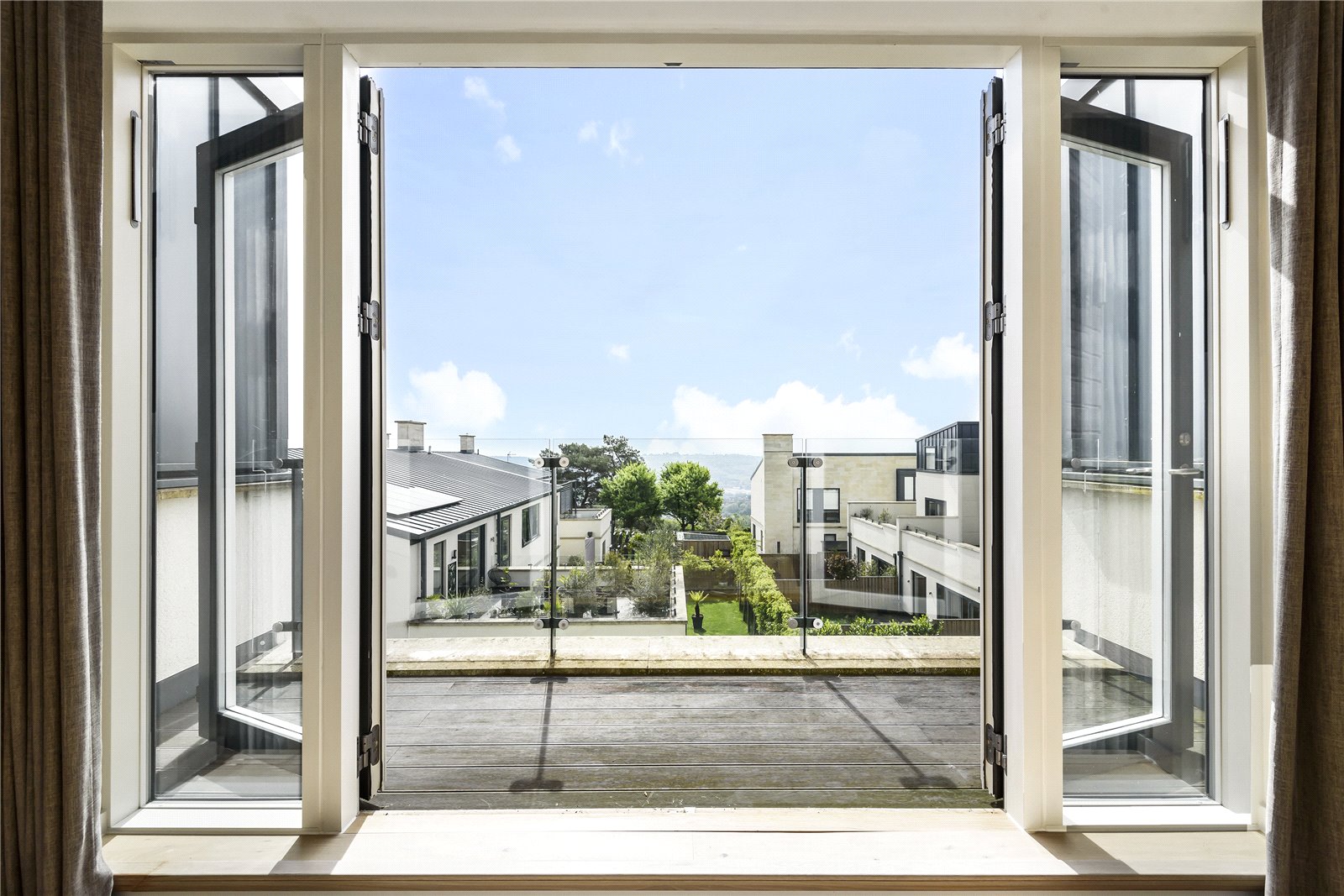 2 bedroom Flat to let in Bath