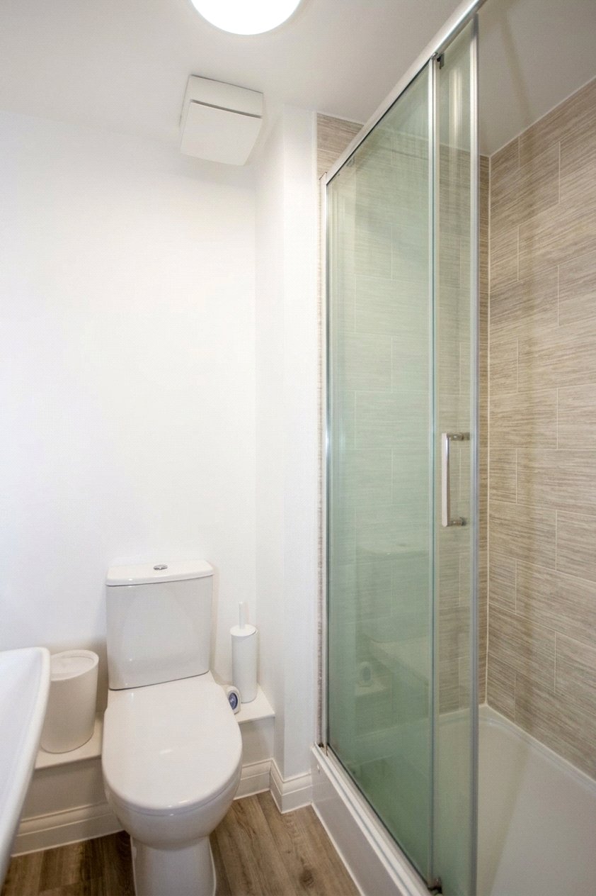 2 bedroom Flat to let in Patchway, Bristol, South Gloucestershire
