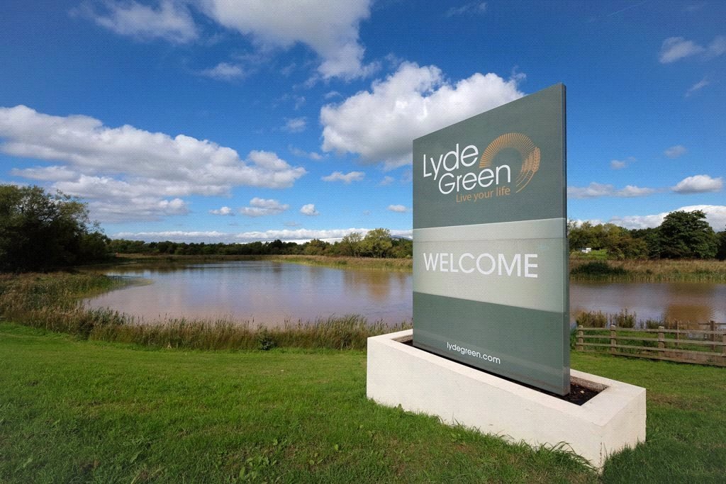 2 bedroom Flat to let in Emersons Green, Bristol, South Gloucestershire