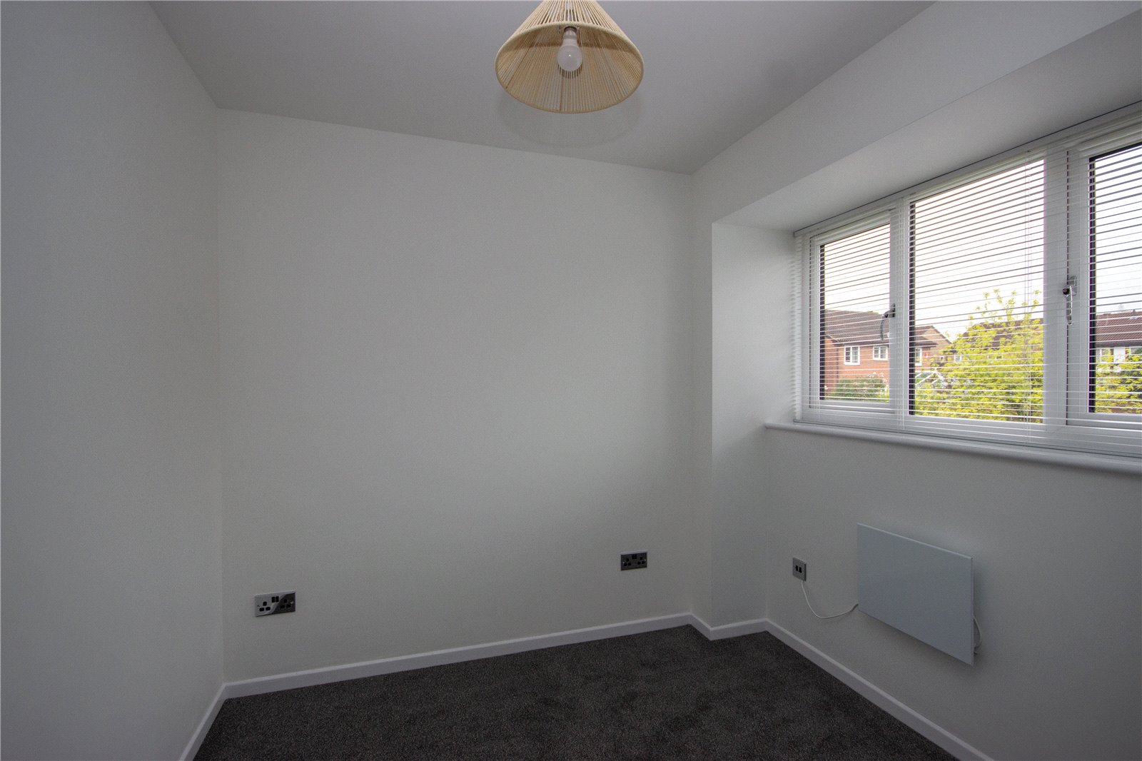 1 bedroom Flat to let in Bradley Stoke, Bristol, South Gloucestershire