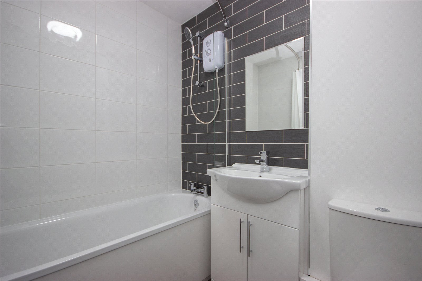 1 bedroom Flat to let in Bradley Stoke, Bristol, South Gloucestershire