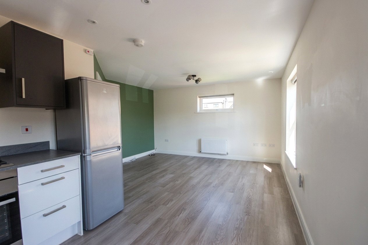1 bedroom Flat to let in Stoke Gifford, Bristol, South Gloucestershire