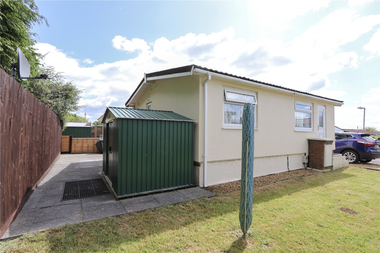1 bedroom Park home for sale in Almondsbury, Bristol