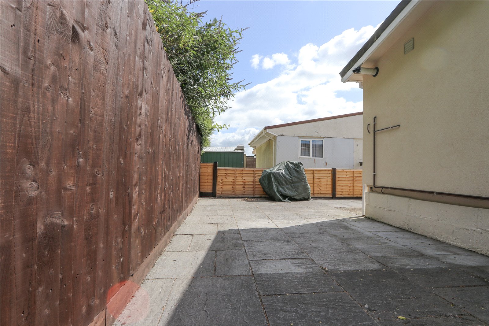 1 bedroom Park home for sale in Almondsbury, Bristol