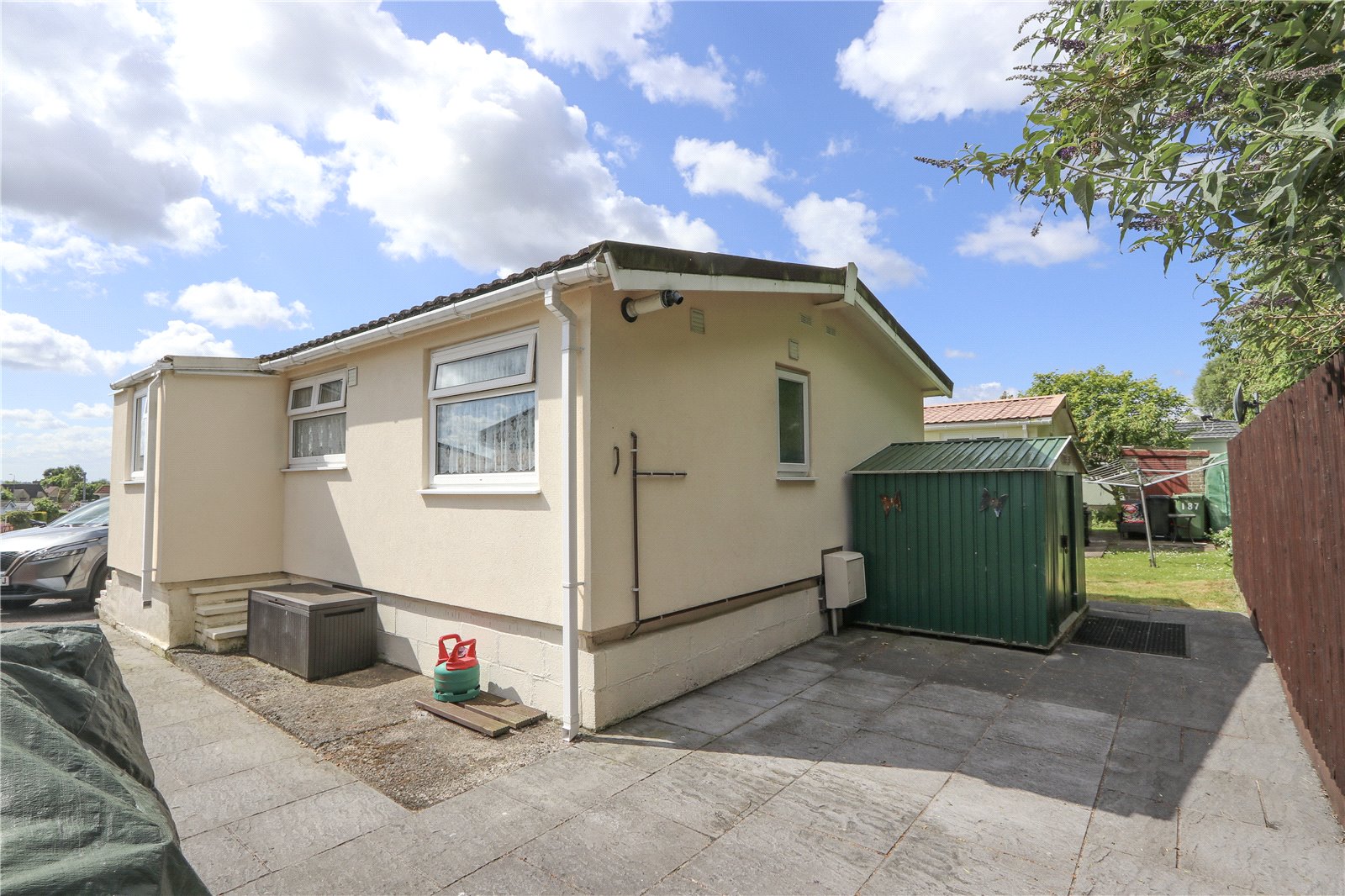 1 bedroom Park home for sale in Almondsbury, Bristol