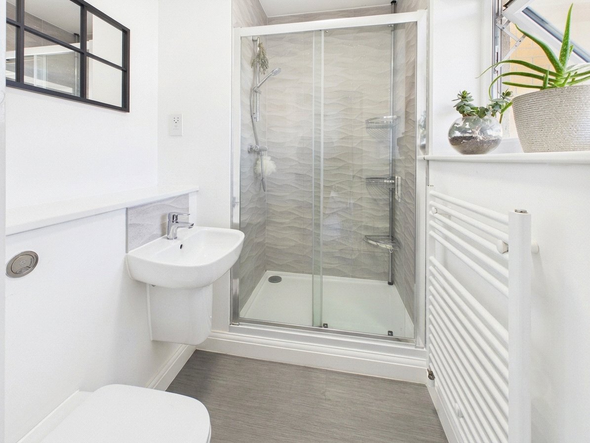 2 bedroom Flat for sale in Patchway, Bristol